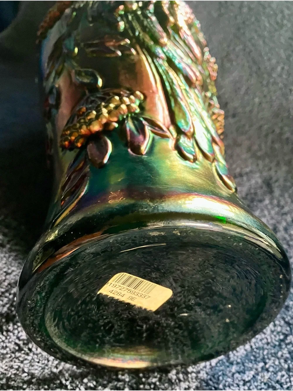 🦜 VTG Fenton Rainbow Iridescent Green Carnival Glass Parrot Vase 14”